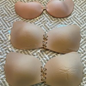 Nude/tan in color. Backless, strapless push up bras with silicone.